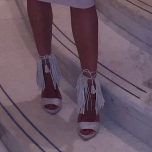 ZARA fringed nude heels 👠